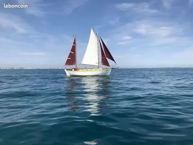 Custom Boats TAHITI KETCH