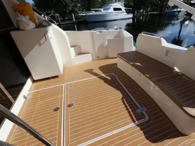 Fairline Squadron 59