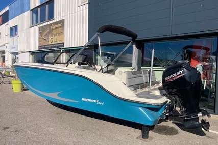 Bayliner ELEMENT M19