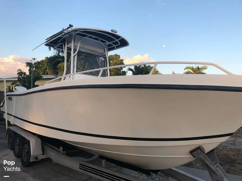 2003 Mako 282 center console