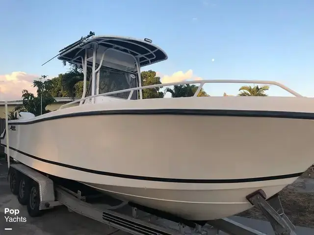 Mako 282 Center Console