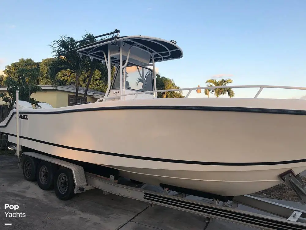 2003 Mako 282 center console