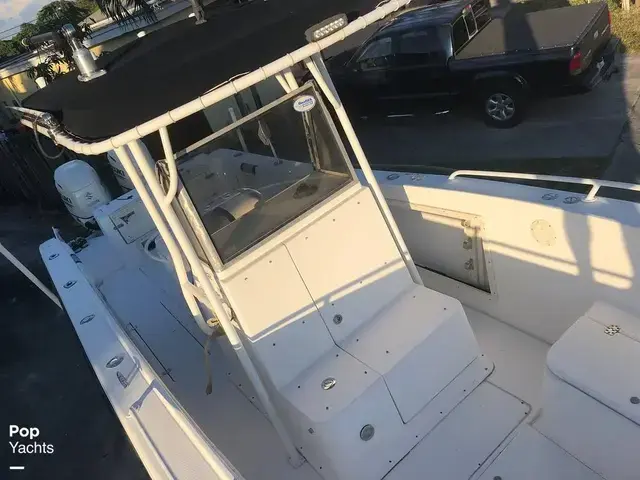 Mako 282 Center Console