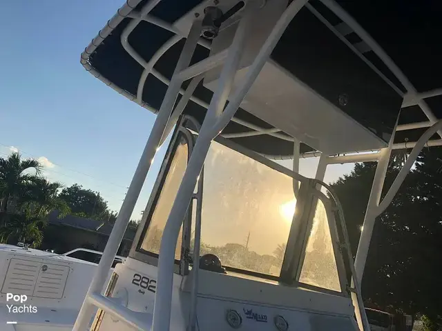 Mako 282 Center Console