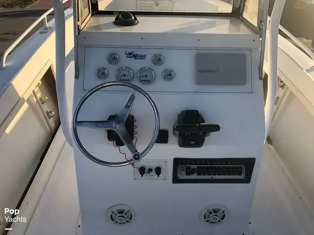 Mako 282 Center Console