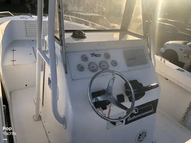 Mako 282 Center Console