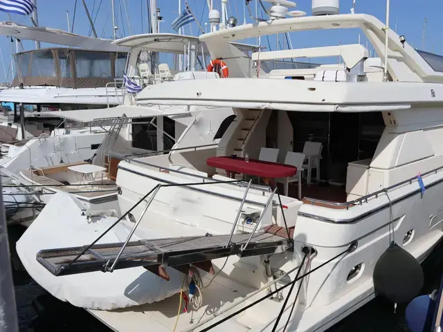 Ferretti Yachts 225 fly