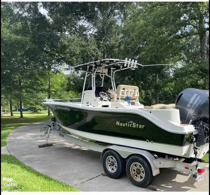 2019 Nauticstar 2602 legacy