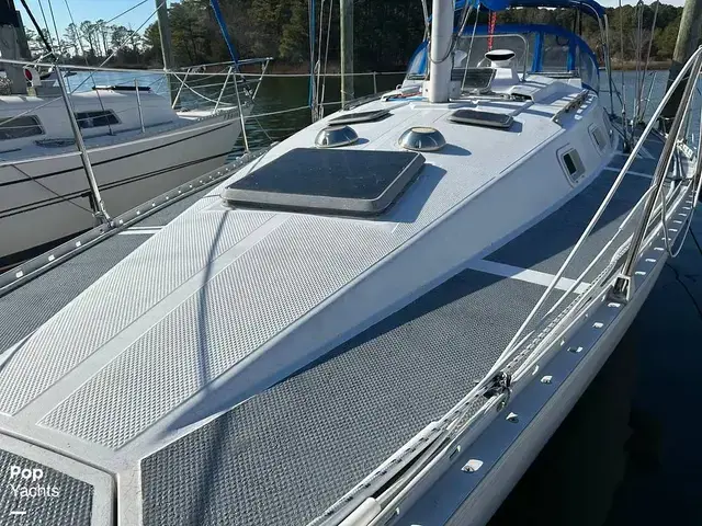 Hunter 34