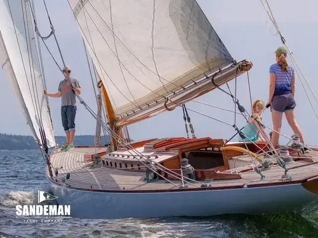 Herreshoff P-Class Gaff Sloop