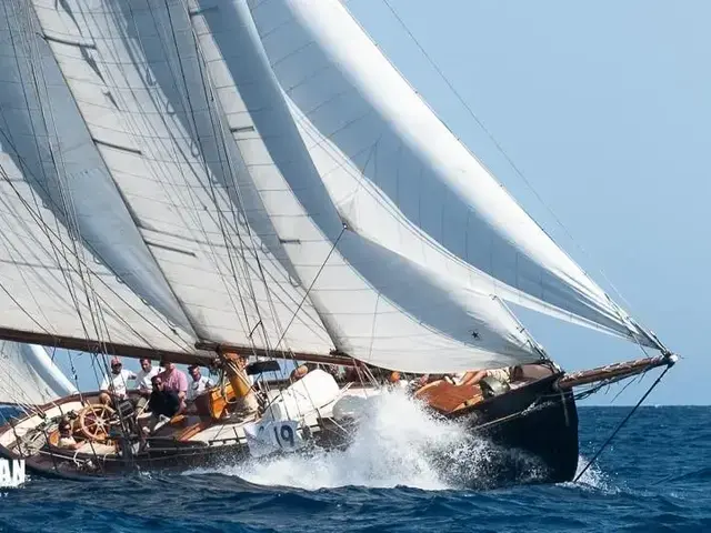 Alden Gaff Schooner