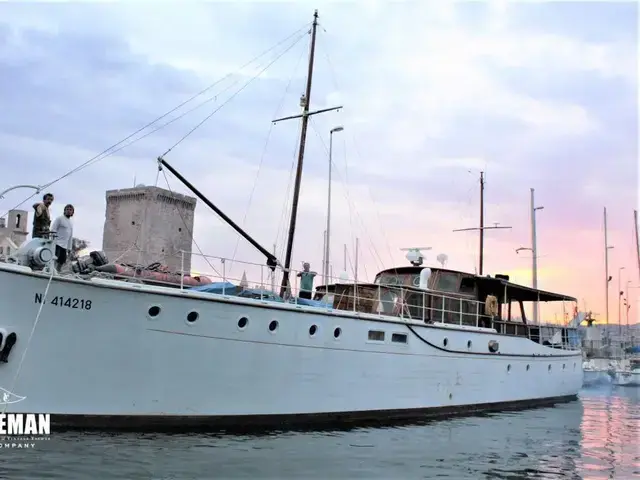 Silver Yachts Classic John Bain Motor Yacht