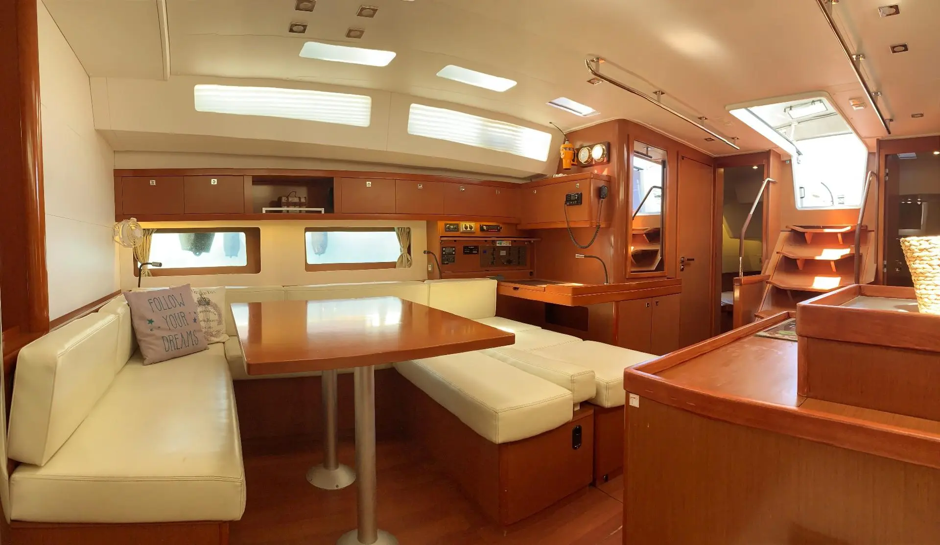 2016 Beneteau oceanis 55