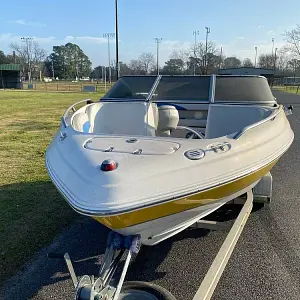 2004 Chaparral 210 SSI