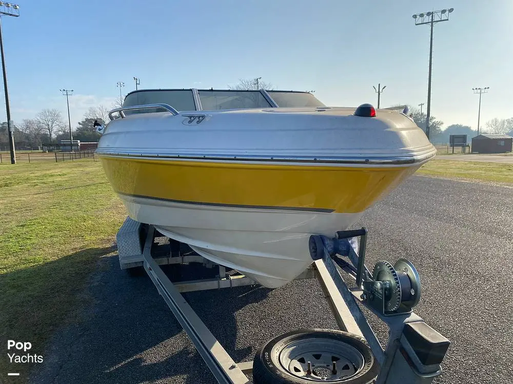 2004 Chaparral 210 ssi