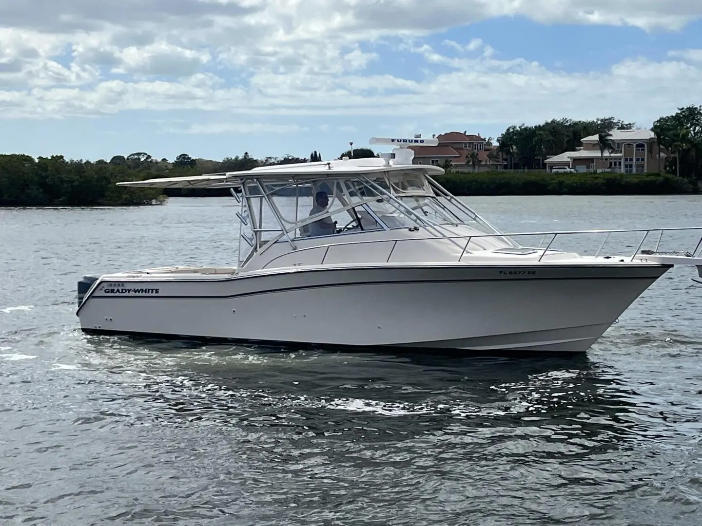 2005 Fisher 330 express