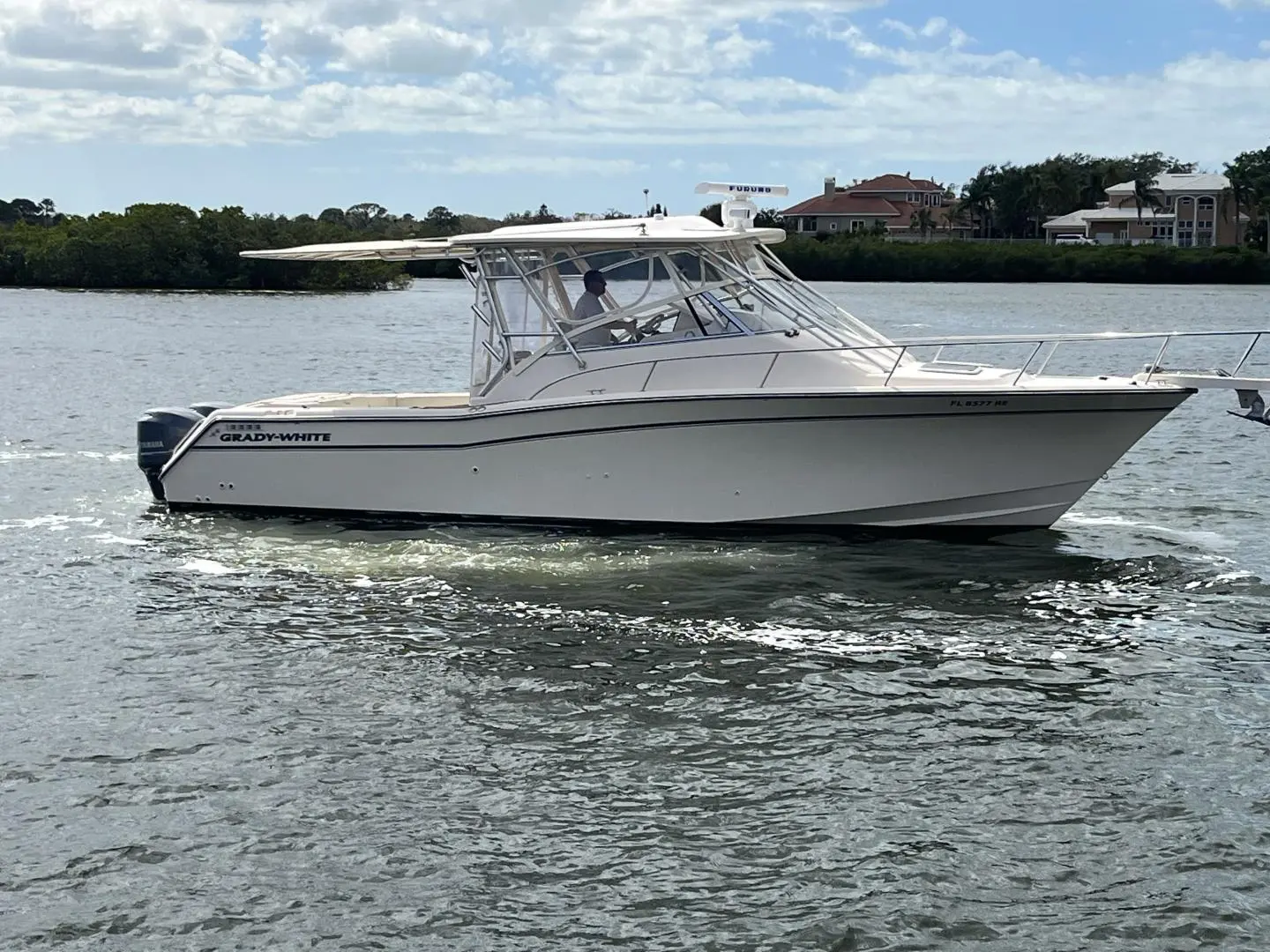 2005 Fisher 330 express