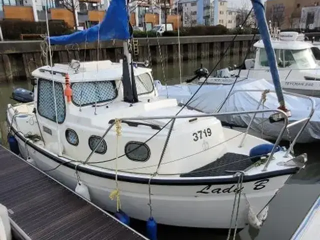 Hardy 21 Motorsailer