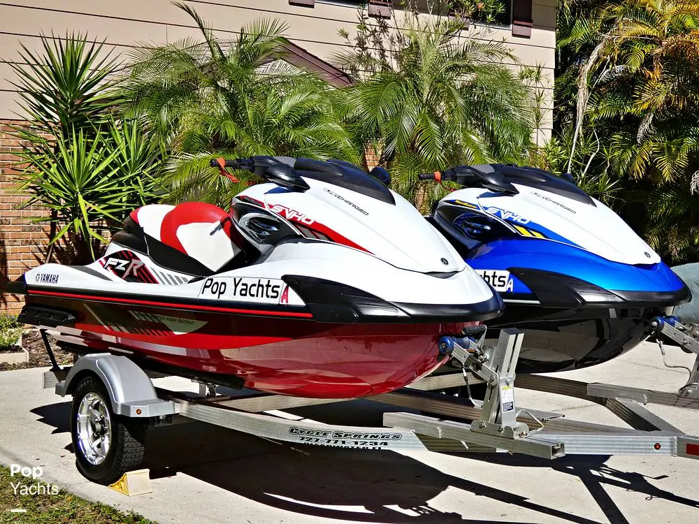 2016 Yamaha fzr & fzs