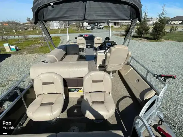 Sun Tracker Sportfish 22 Xp3