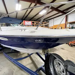 1995 Sea Ray 240 Overnighter