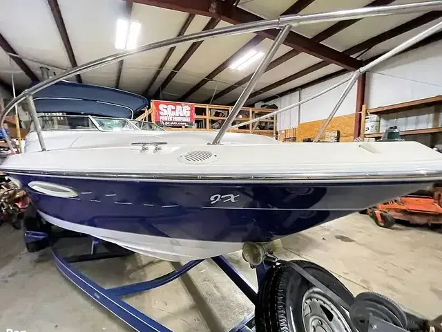 Sea Ray 240 Overnighter