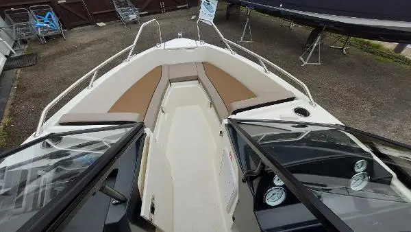 2023 Quicksilver activ 555 bowrider