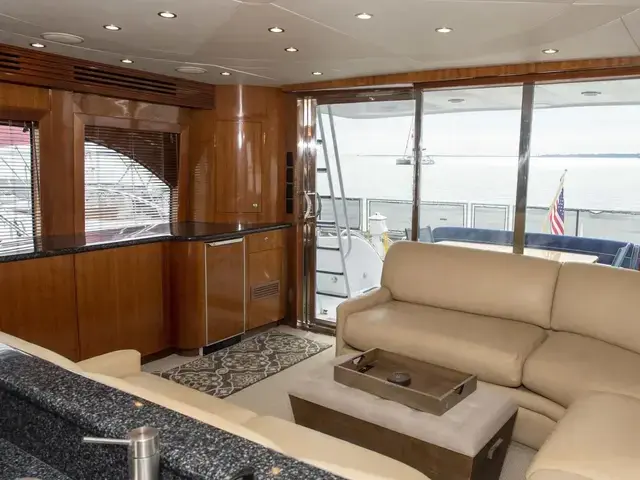 Hatteras Raised Pilothouse Motor Yacht