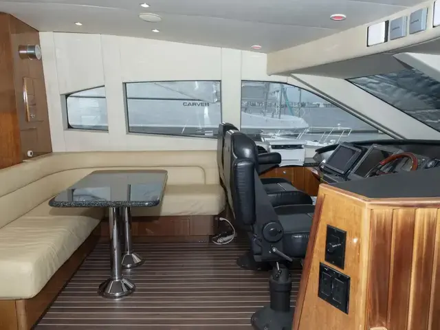 Hatteras Raised Pilothouse Motor Yacht