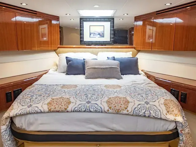 Hatteras Raised Pilothouse Motor Yacht