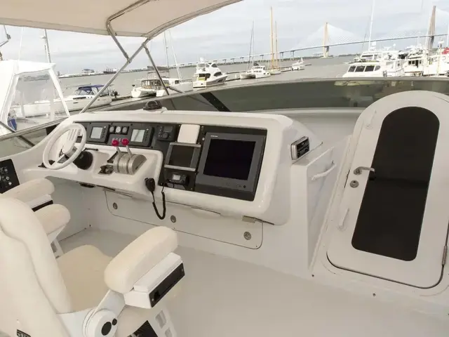 Hatteras Raised Pilothouse Motor Yacht