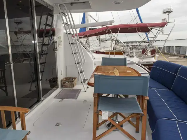 Hatteras Raised Pilothouse Motor Yacht