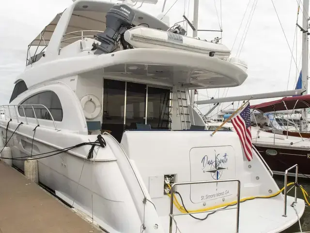 Hatteras Raised Pilothouse Motor Yacht