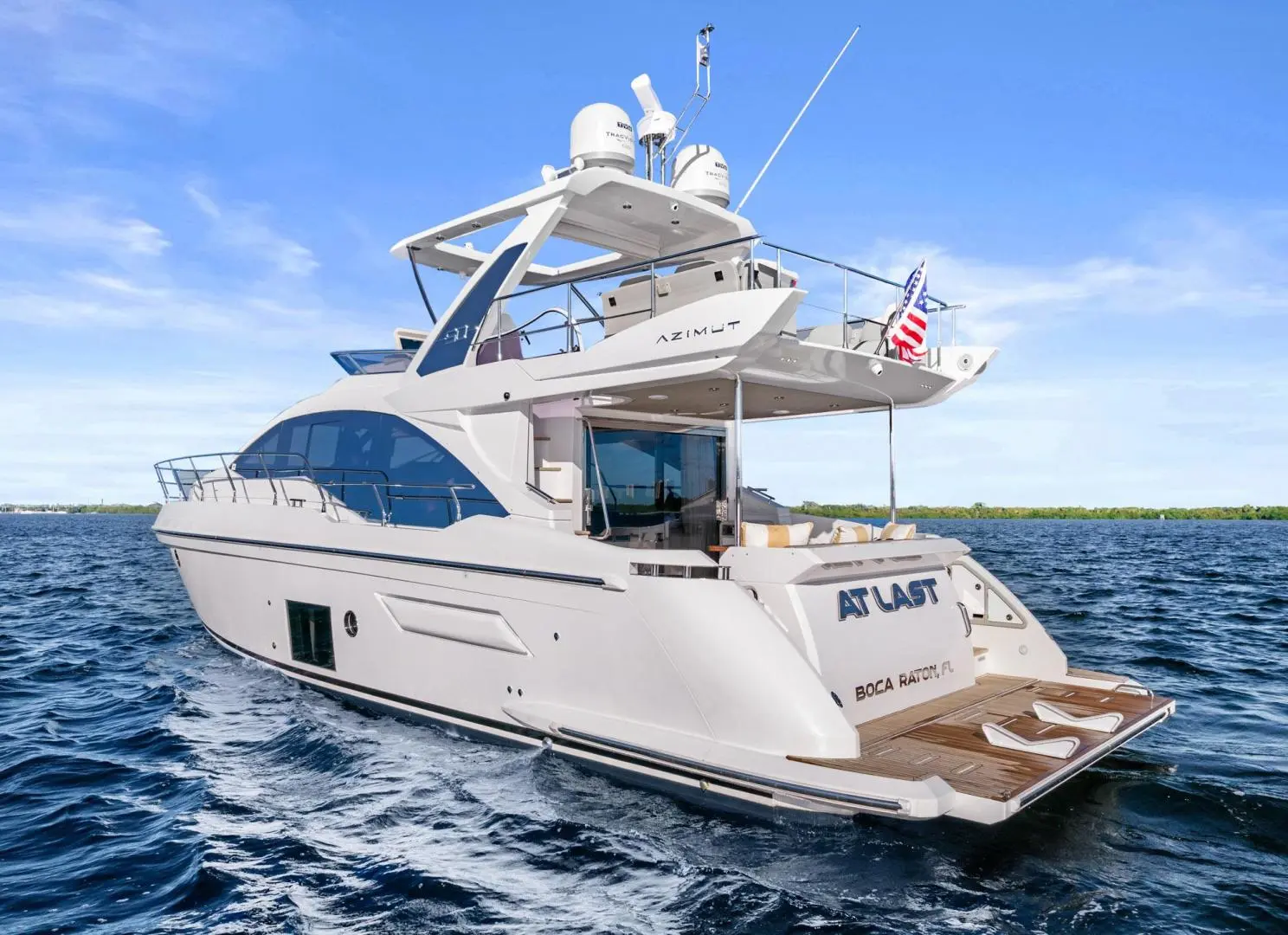 2019 Azimut flybridge