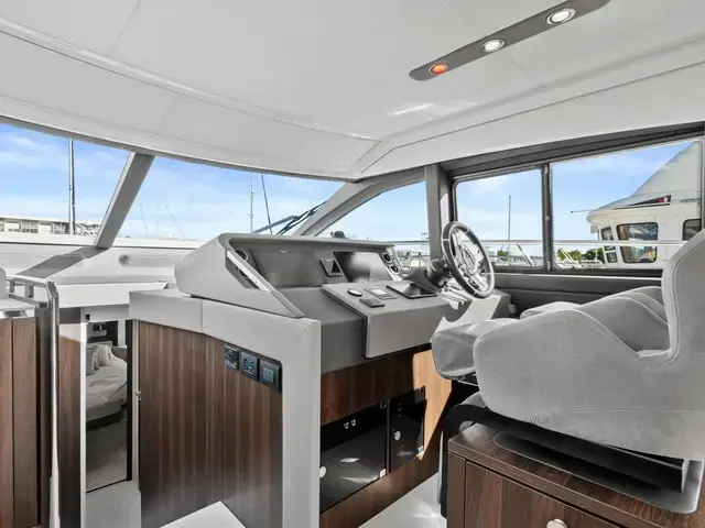 Azimut Flybridge