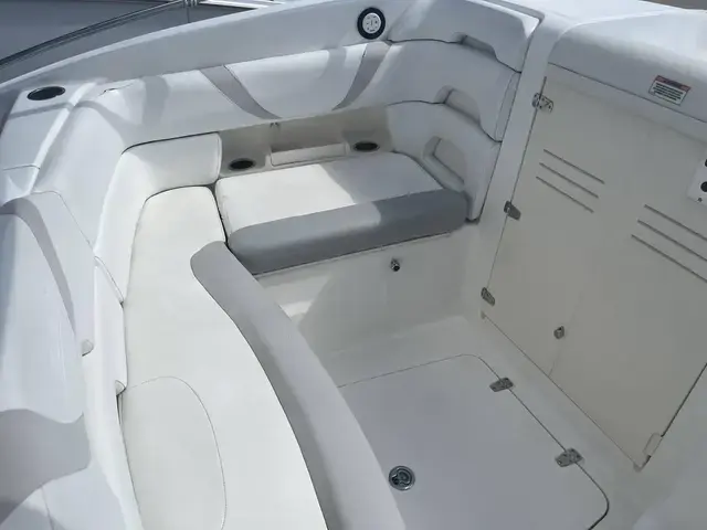 Boston Whaler 320 Outrage