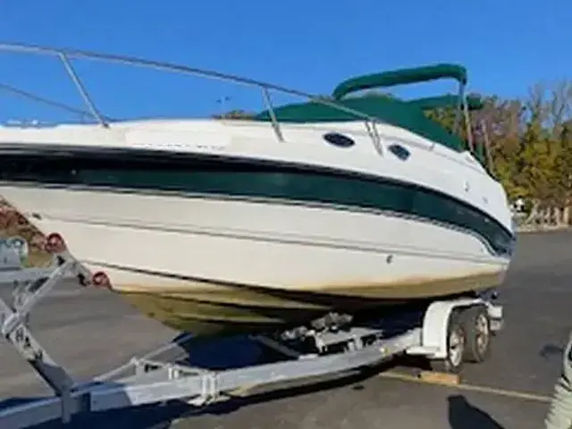 Chaparral 240 Signature