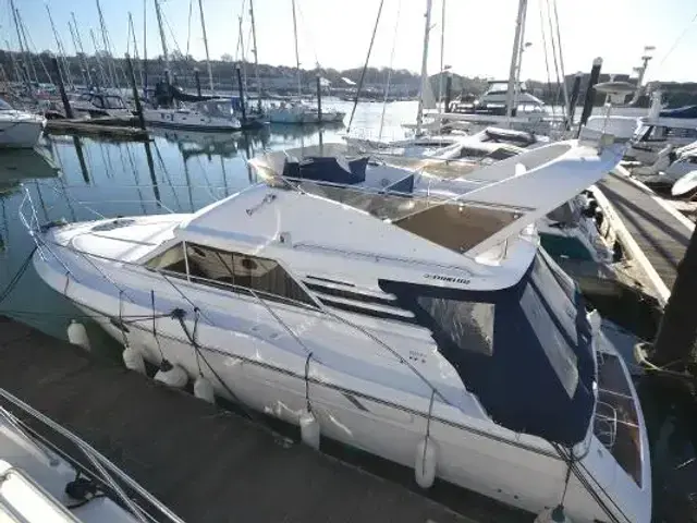 Fairline Phantom 37