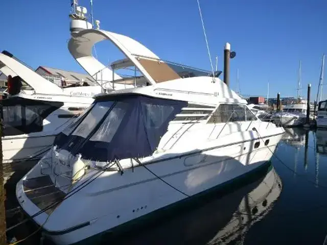 Fairline Phantom 37