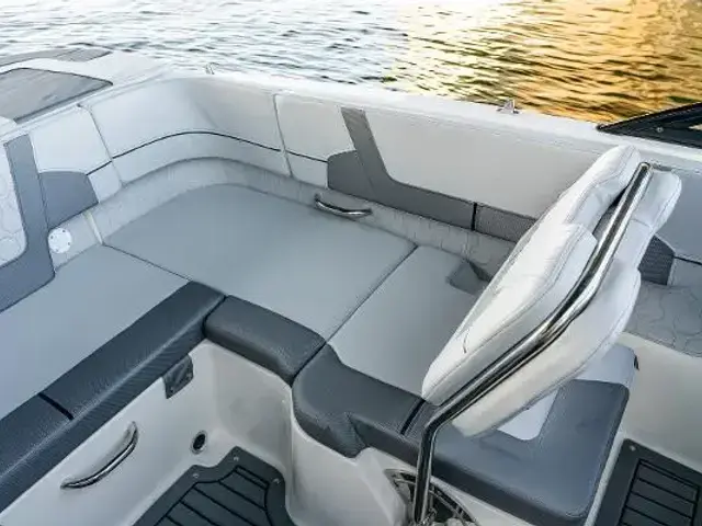 Bayliner Vr5