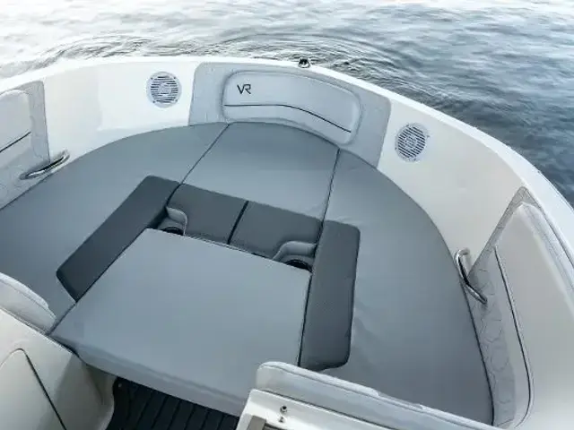 Bayliner Vr5