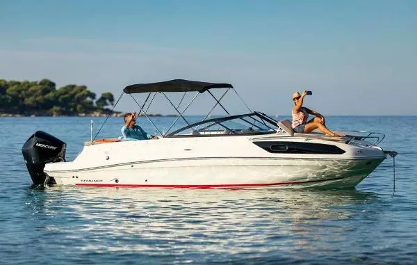 2023 Bayliner vr6 cuddy