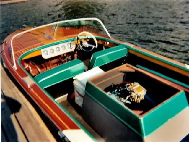 Chris Craft Continental