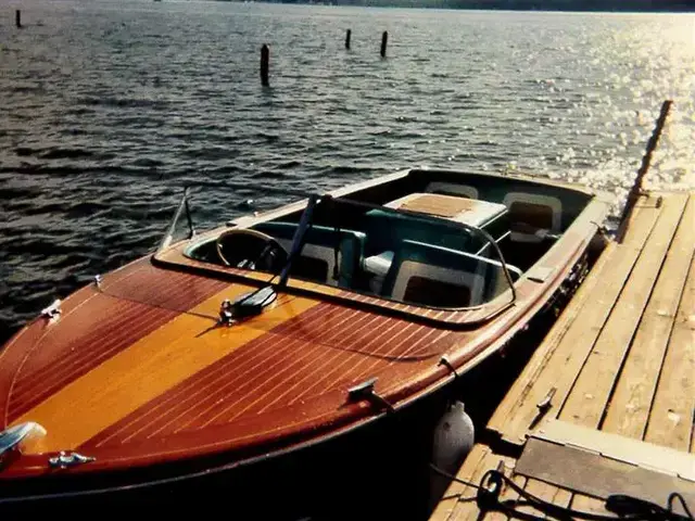 Chris Craft Continental