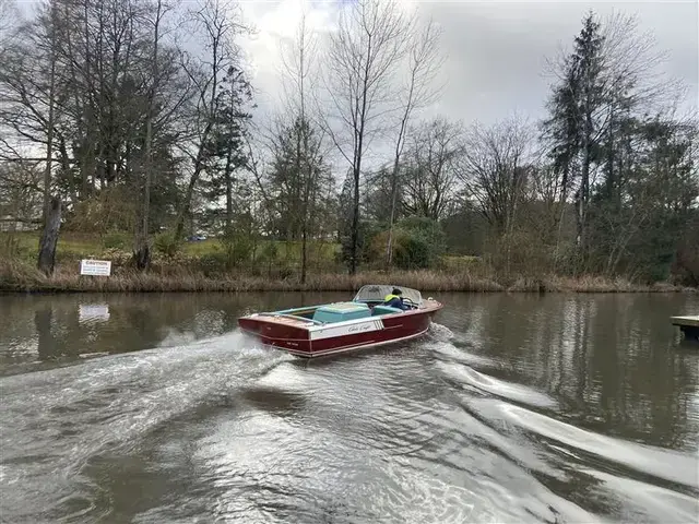 Chris Craft Continental