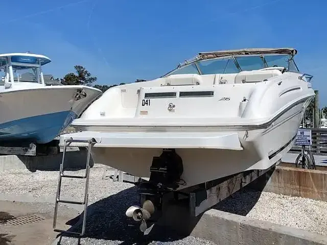 Sea Ray 215 Express Cruiser