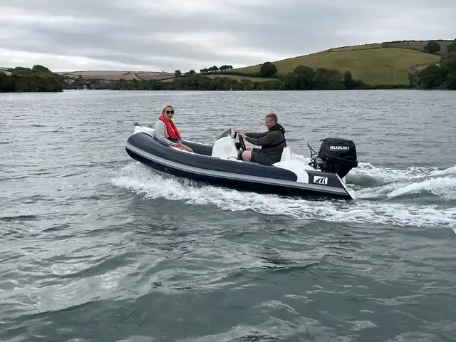 Salcombe 380 Lux