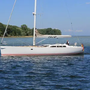 2004 Custom Performance Sloop jv52