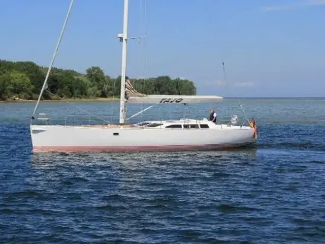 Custom Classic Performance Sloop jv52