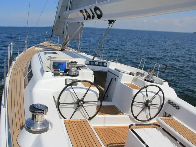 Custom Performance Sloop jv52